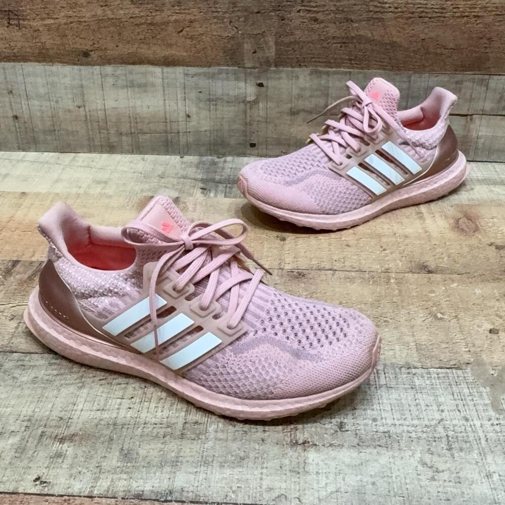 Adidas Ultraboost Shoes Womens Size 8.5 40 2/3 Pink Knit Running Sneaker GY7953